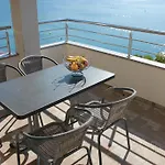 Roko Apartman *
