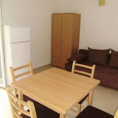 Roko Apartment *